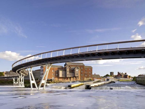 castleford_bridge_mcdowellbendetti130808_2