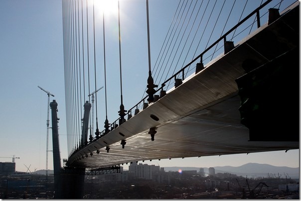 海参崴金角湾大桥-bridge over Zolotoy Rog Bay in Vladivostok