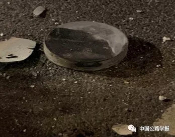 图4-4 北侧掉落支座